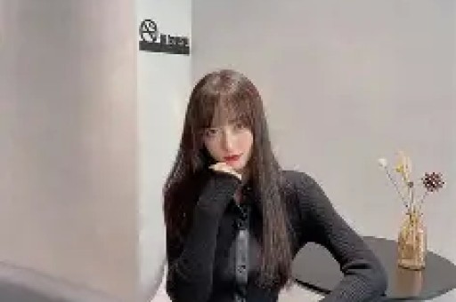 知名女网红翻车每天收入几万礼物却被曝光是AI生成的人物