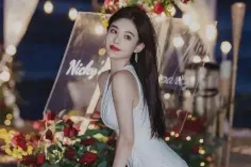 娱乐圈最渣女演员17任男友无缝衔接51岁的她稳嫁豪门